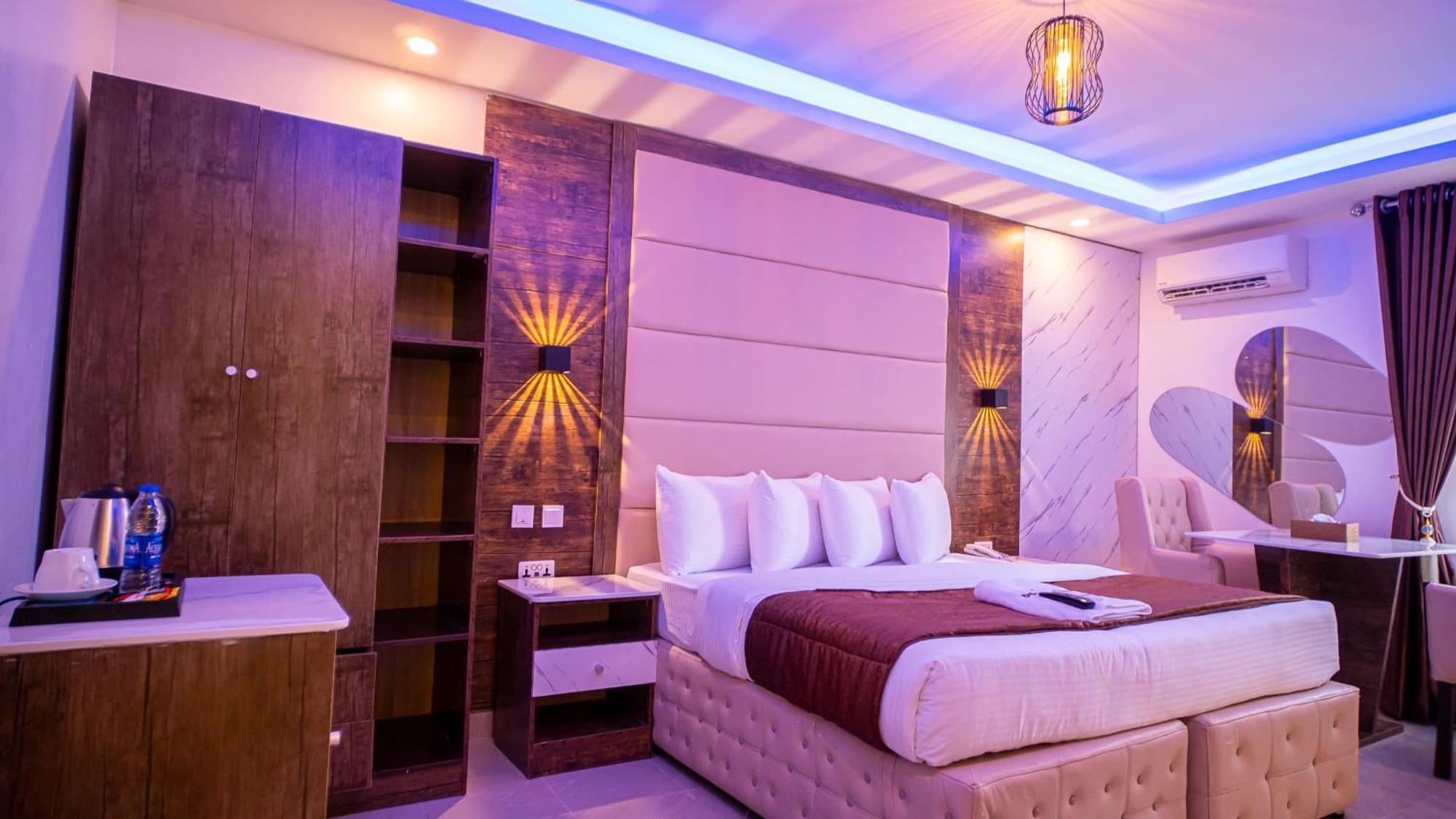 Presken Hotels Ikoyi Lagos Esterno foto